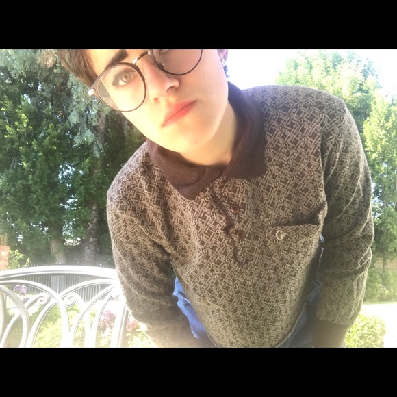 cute soft collared long sleeve crop - Picture 1 of 3